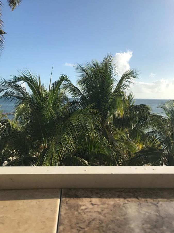 Front Beach Private Room With Shared Bathroom Cancún Buitenkant foto