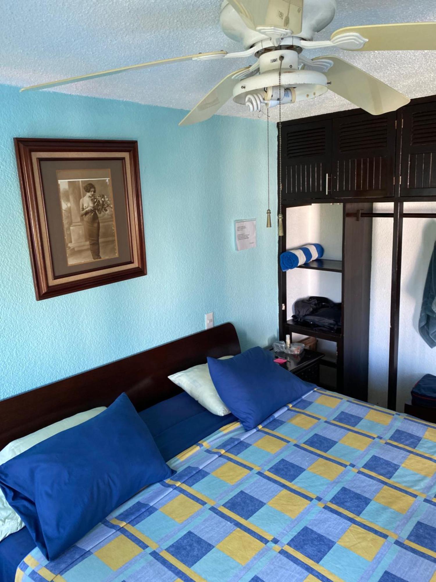 Front Beach Private Room With Shared Bathroom Cancún Buitenkant foto