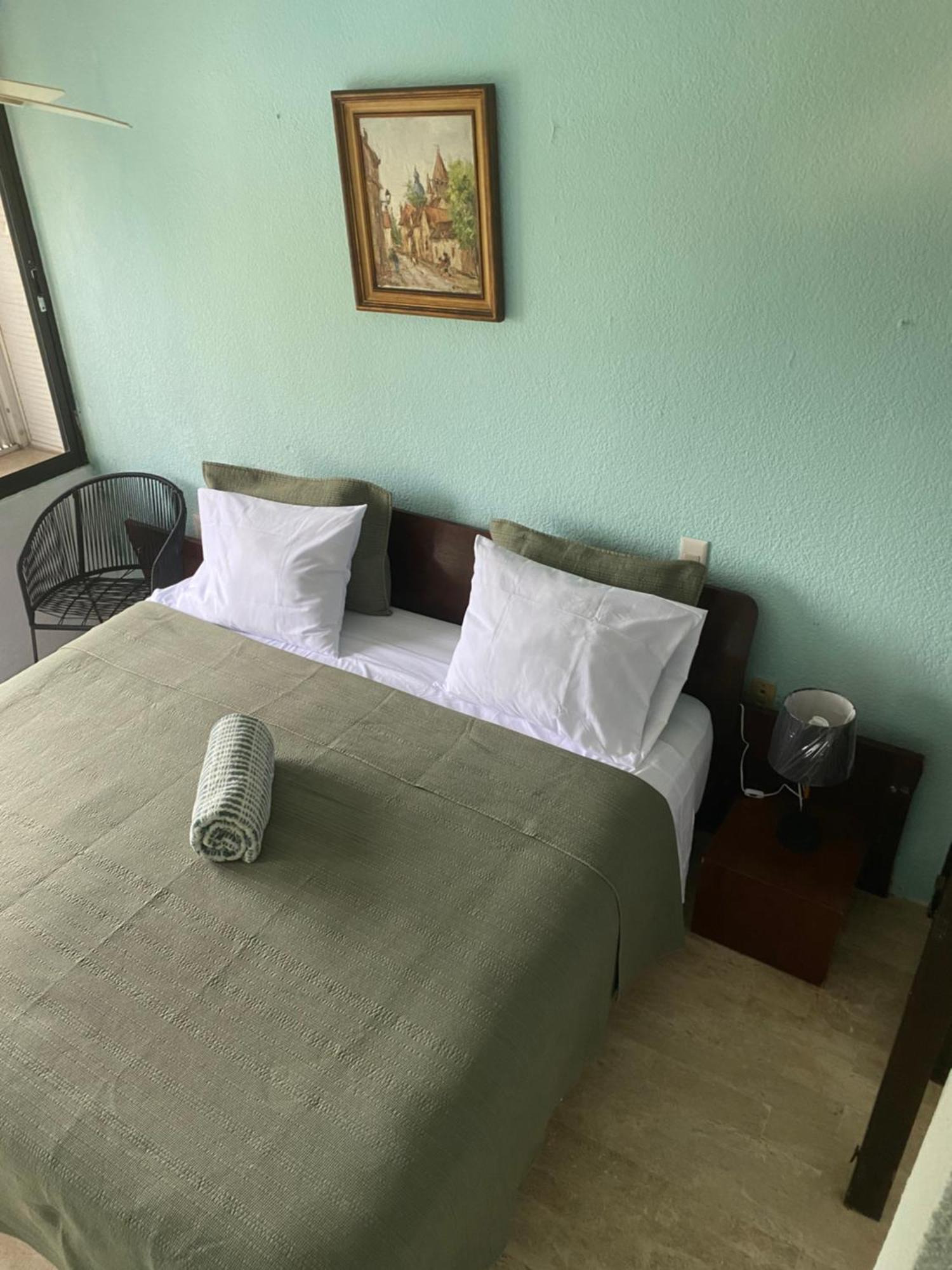Front Beach Private Room With Shared Bathroom Cancún Buitenkant foto