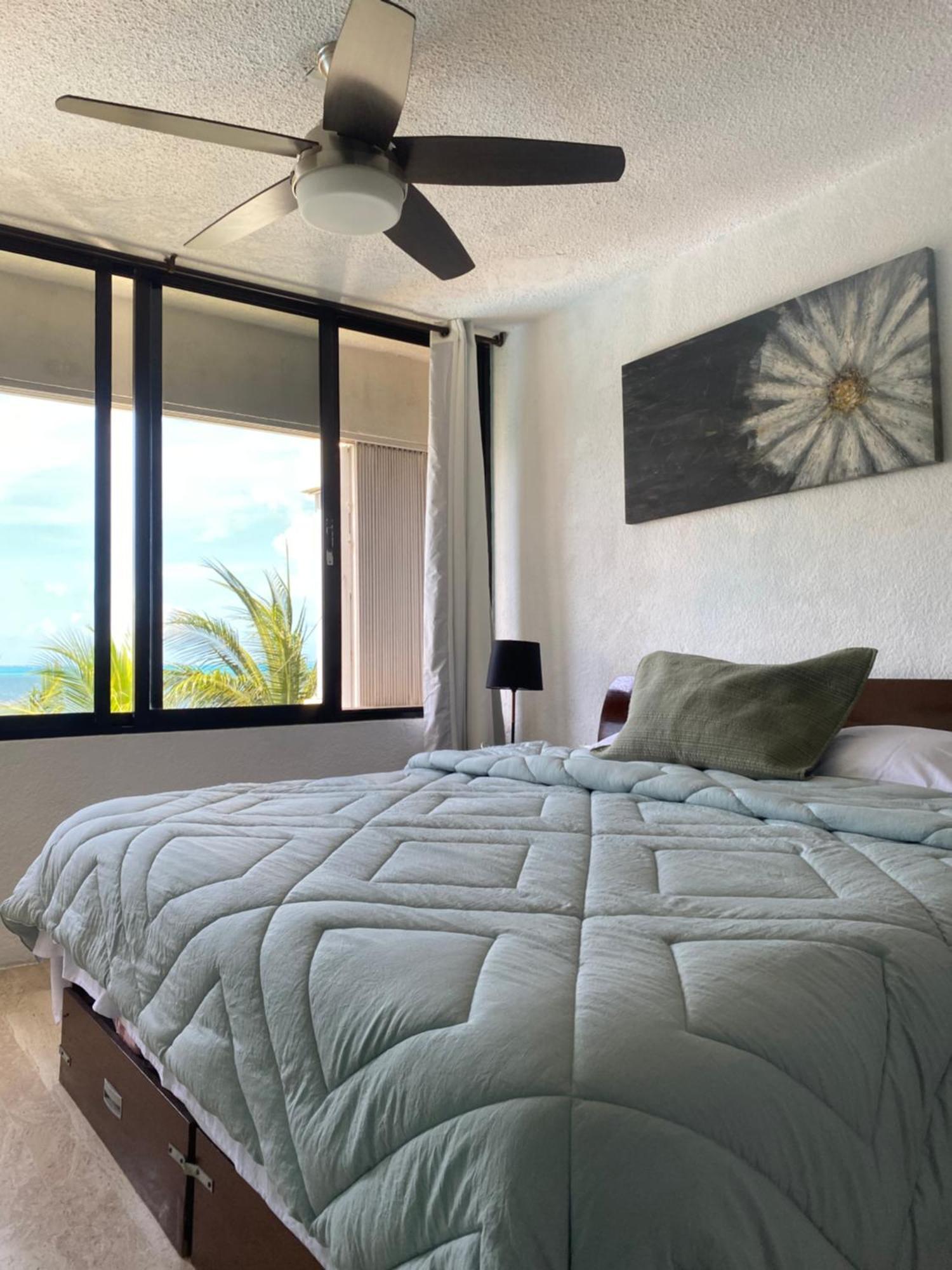 Front Beach Private Room With Shared Bathroom Cancún Buitenkant foto